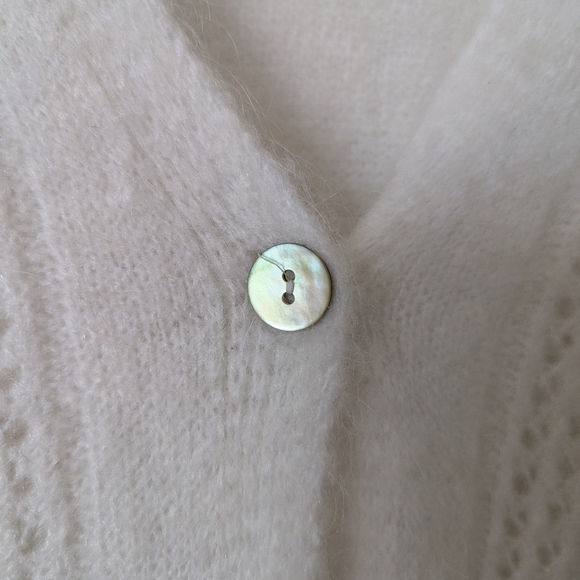 White Mohair V-neck Cardigen with Ruffle Crochet Detail on Front Size Large - Picture 4 of 12